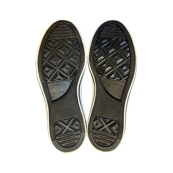 Grey Converse - Picture 11 of 15